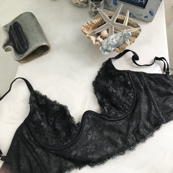 Victoria's Secret Other - Longline Corset Plunge Bra